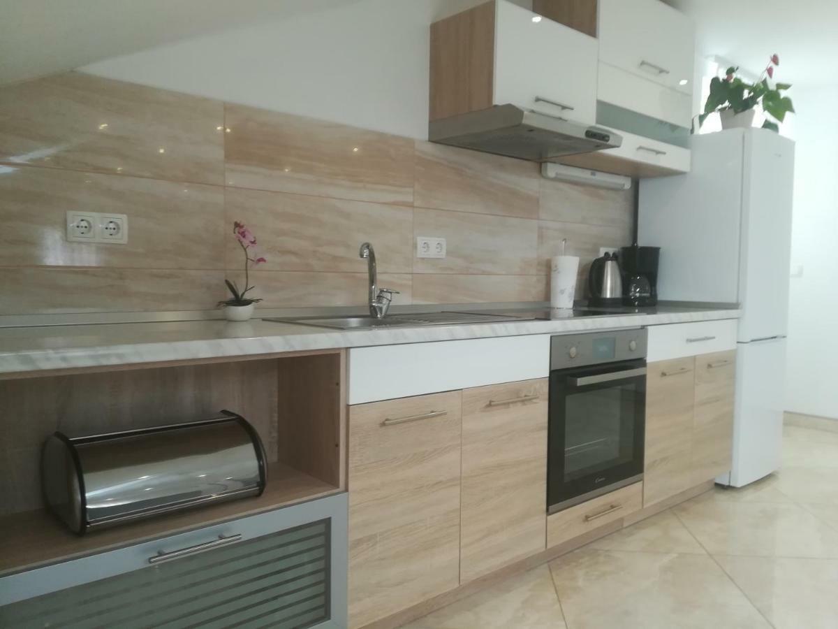 Апартаменти Apartman Daria Трогір Екстер'єр фото