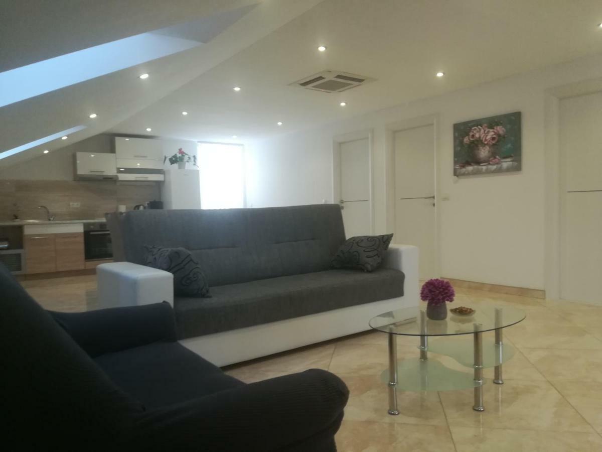 Апартаменти Apartman Daria Трогір Екстер'єр фото
